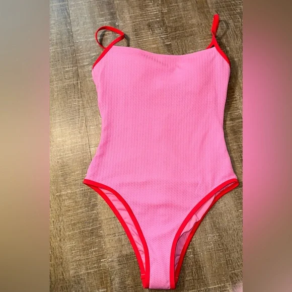 Wild Fable (Small) Brand New Hot Pink Textured One Piece Swimsuit with Low Neck - Picture 1 of 5